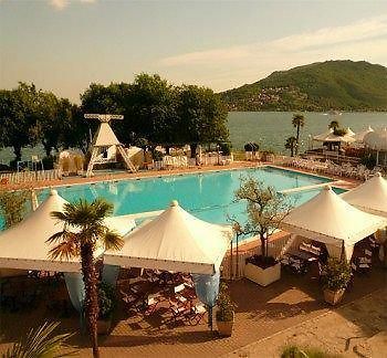 Beach Hotel Eurovil Predore Dış mekan fotoğraf