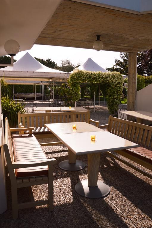 Beach Hotel Eurovil Predore Dış mekan fotoğraf