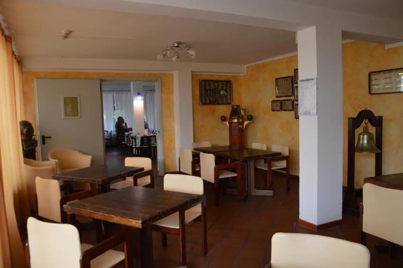 Beach Hotel Eurovil Predore Dış mekan fotoğraf