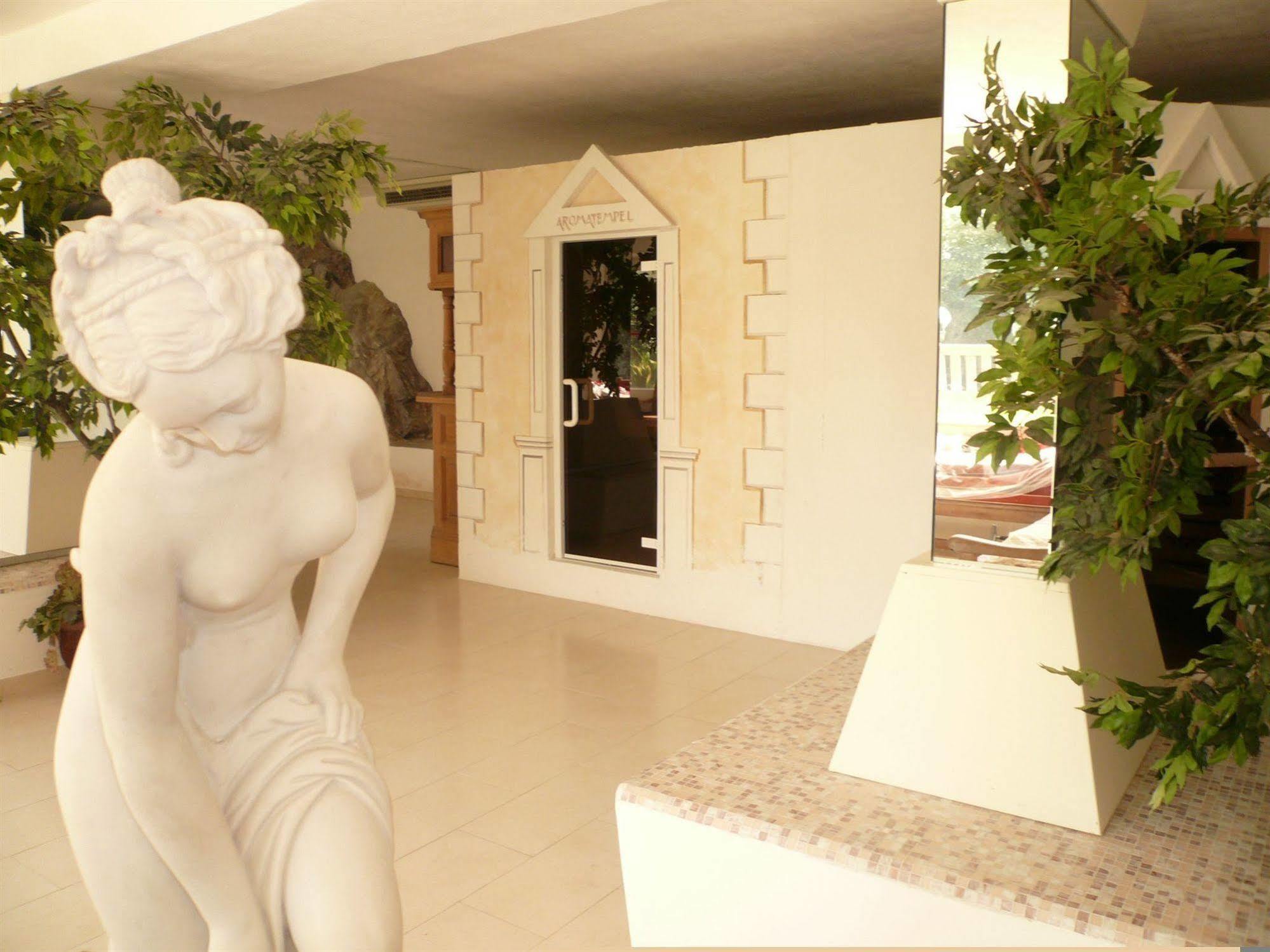 Beach Hotel Eurovil Predore Dış mekan fotoğraf