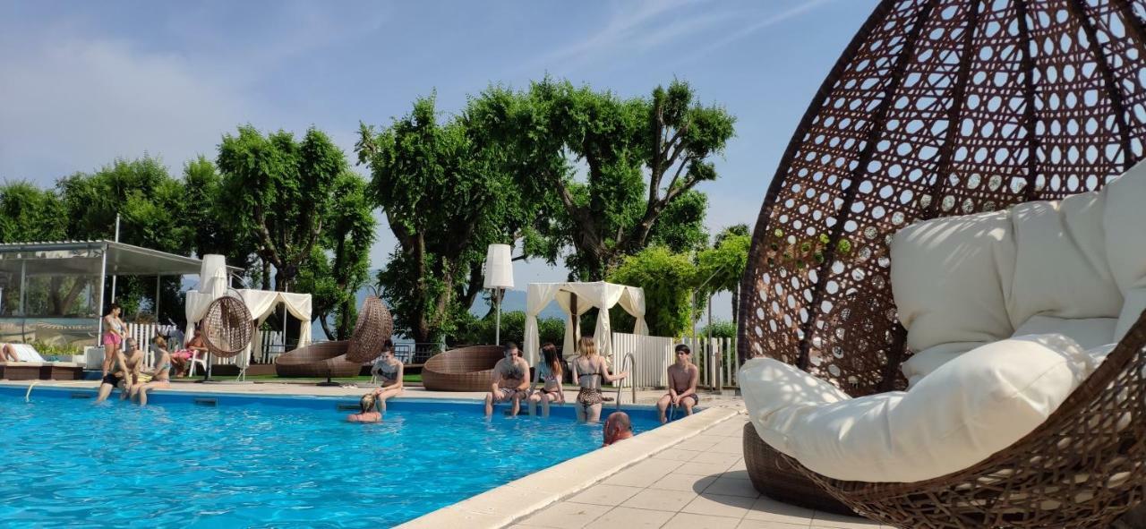 Beach Hotel Eurovil Predore Dış mekan fotoğraf