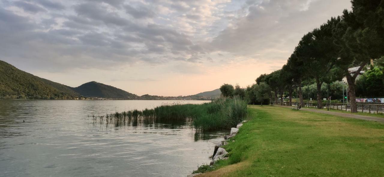 Beach Hotel Eurovil Predore Dış mekan fotoğraf